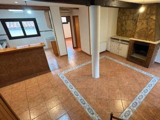 Haus in Vallgorguina. Casa de poble amb llar de foc Haus in Vallgorguina. Casa de poble amb llar de foc