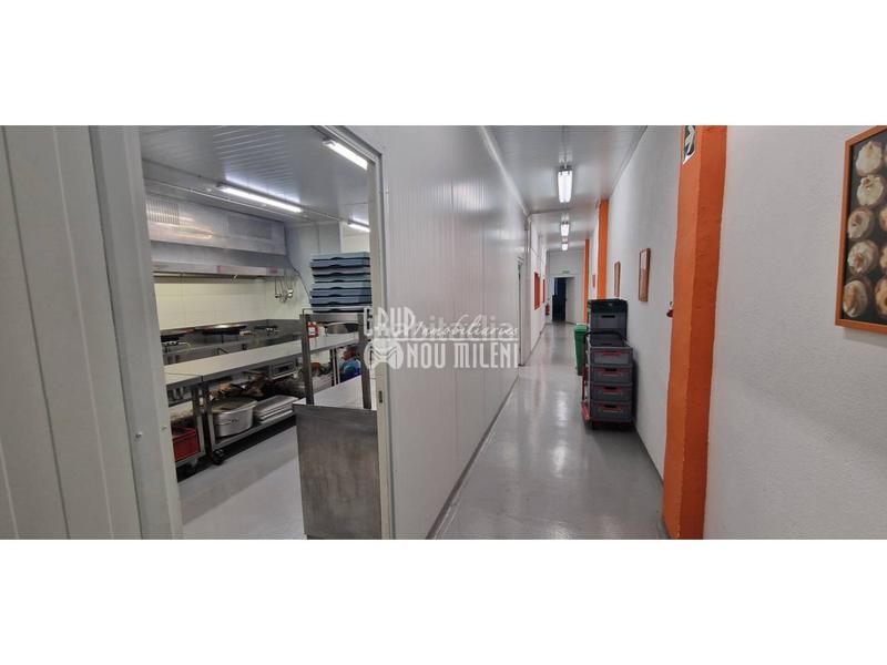 Foto a8bca55c-ad49-4051-8b29-988cb7d93b56. Pas-de-porte local commercial dans Almussafes Foto a8bca55c-ad49-4051-8b29-988cb7d93b56. Pas-de-porte local commercial dans Almussafes