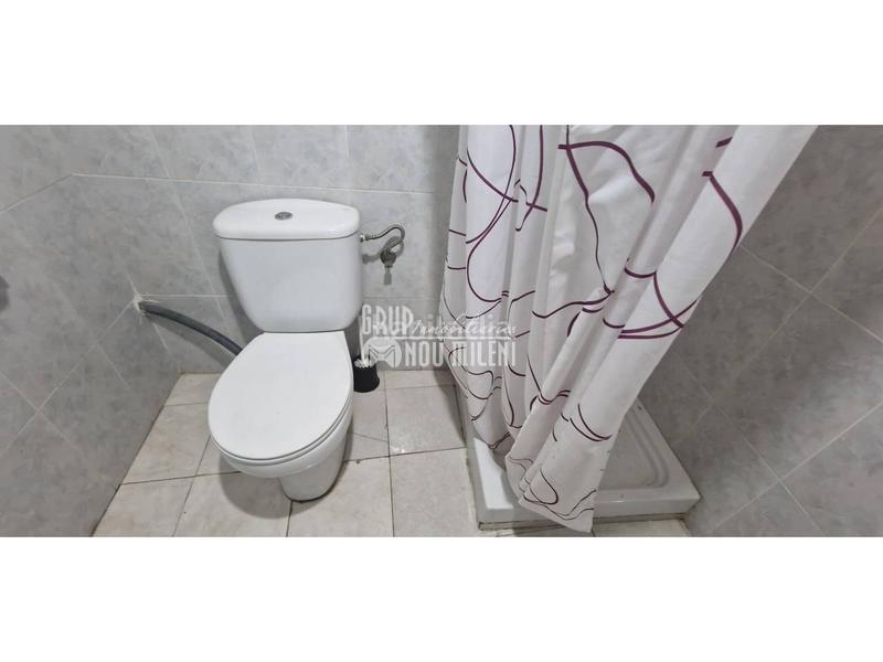 Foto eb620b2f-d150-43f7-b5da-4a1ebd5668f4. Pas-de-porte local commercial dans Almussafes Foto eb620b2f-d150-43f7-b5da-4a1ebd5668f4. Pas-de-porte local commercial dans Almussafes