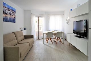 Apartamento Codina. Situado en el centro del pueblo Apartamento Codina. Situado en el centro del pueblo