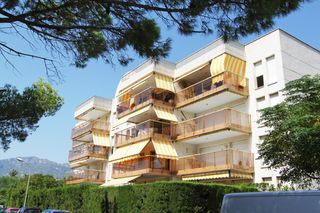 Apartamento en Carrer tamarits, 10. Piso de tres habitaciones Apartamento en Carrer tamarits, 10. Piso de tres habitaciones