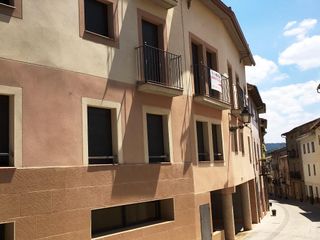 Parking coche Berga, 32. Berga_2001##930000311 Parking coche Berga, 32. Berga_2001##930000311