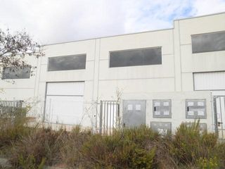 Rent Industrial building in Centre Rent Industrial building in Centre