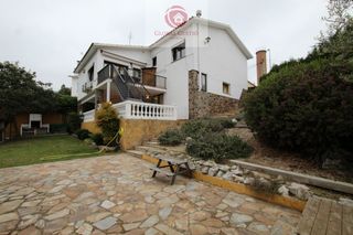 Casa Carrer sabadell. En zona residencial exclusiva!!! Casa Carrer sabadell. En zona residencial exclusiva!!!