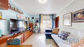 Casa adossada a Creu de Barberà. Adosada con garaje Casa adossada a Creu de Barberà. Adosada con garaje