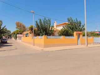 Chalet à Calle mar egeo 7. Chalet en esquina, playa de las higuericas Chalet à Calle mar egeo 7. Chalet en esquina, playa de las higuericas