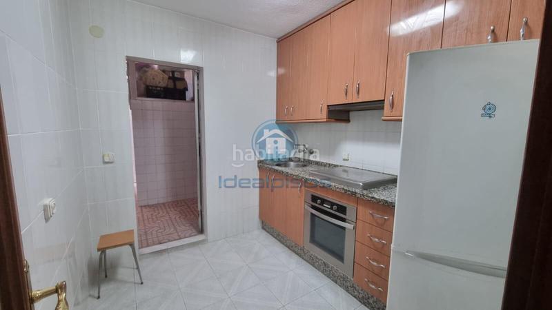 Foto d0d88df2-5d26-44f3-ae39-0b5651cd04e6. Pis a Carolinas Altas Alicante Foto d0d88df2-5d26-44f3-ae39-0b5651cd04e6. Pis a Carolinas Altas Alicante