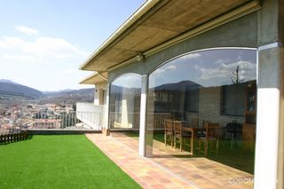 Haus in Sant Quirze de Besora. Casa con 4 habitaciones, parking, calefacción y terraza Haus in Sant Quirze de Besora. Casa con 4 habitaciones, parking, calefacción y terraza