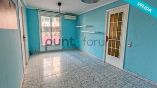 Appartement à La Verneda - La Pau Appartement à La Verneda - La Pau