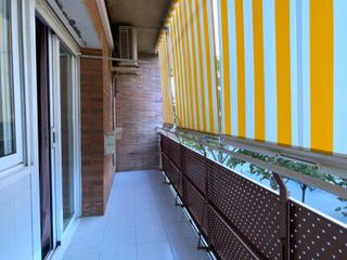 Appartement à Vista Alegre. Amplio todo exteriot Appartement à Vista Alegre. Amplio todo exteriot