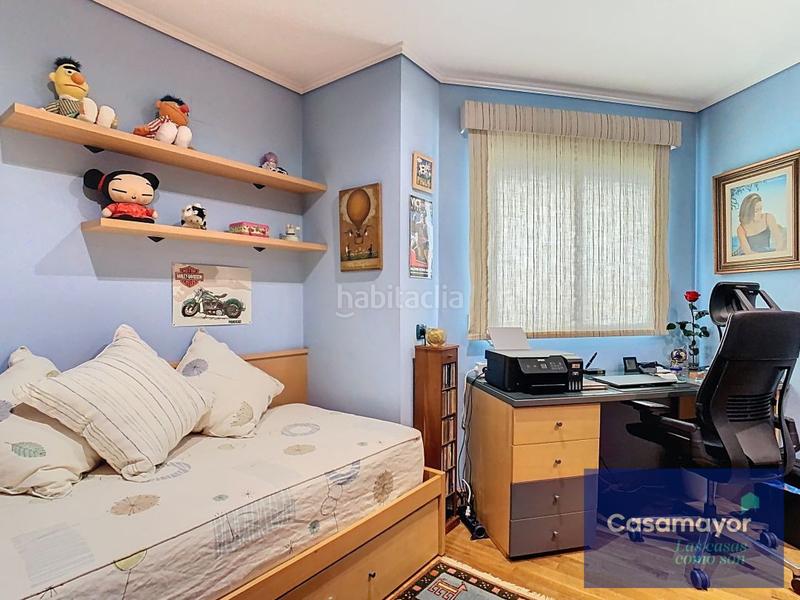 Foto 71683751-52d2-4b58-847c-d470a6836cb7. Pis a avinguda general marvá 18 a Mercado Alicante Foto 71683751-52d2-4b58-847c-d470a6836cb7. Pis a avinguda general marvá 18 a Mercado Alicante