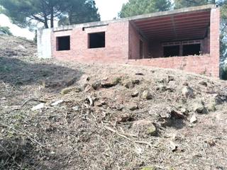 Solar industrial a Pau casals 37. Parcela en venta en sant llorenç savall Solar industrial a Pau casals 37. Parcela en venta en sant llorenç savall