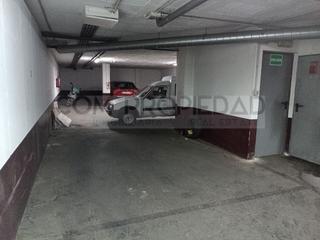 Aparcament cotxe N/a. Plaza de aparcamiento en planta sótano del edificio situado en c Aparcament cotxe N/a. Plaza de aparcamiento en planta sótano del edificio situado en c