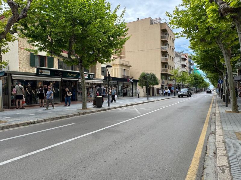 Foto b5621c51-8fa9-44c1-86b7-17caaffa6f7f. Piso en venta, piso esquinero, cbarcelona, en Centre Salou Foto b5621c51-8fa9-44c1-86b7-17caaffa6f7f. Piso en venta, piso esquinero, cbarcelona, en Centre Salou