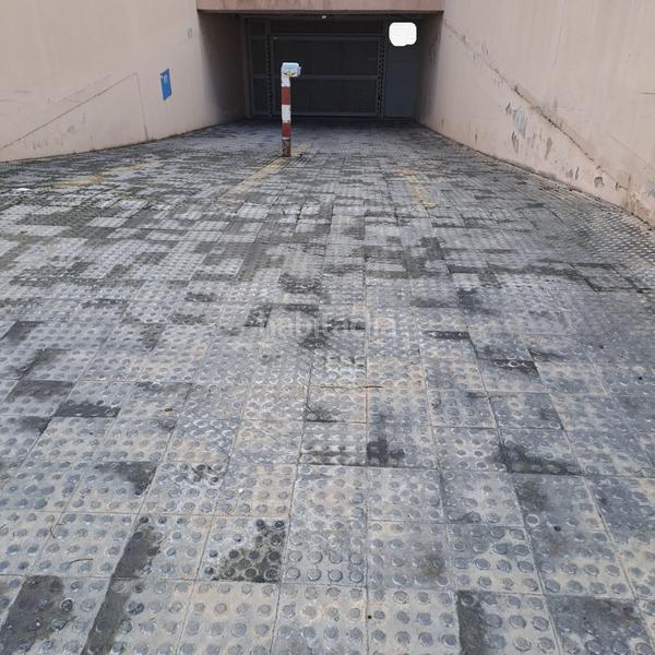 Foto 3fb30011-ea73-44cf-9420-3b98120e80fd. Parking voiture dans Son Cladera Palma de Mallorca Foto 3fb30011-ea73-44cf-9420-3b98120e80fd. Parking voiture dans Son Cladera Palma de Mallorca