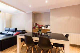 Duplex à El Alborgí. Si buscas espacio, esta es tu casa. gran dúplex con garaje junto Duplex à El Alborgí. Si buscas espacio, esta es tu casa. gran dúplex con garaje junto