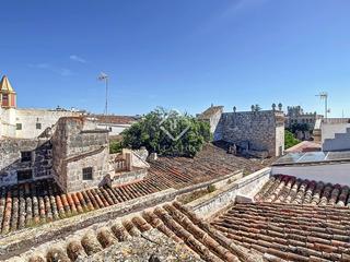 Xalet a Ciutadella. Casa a reformar de 4 dormitorios con pequeño patio y terraza en Xalet a Ciutadella. Casa a reformar de 4 dormitorios con pequeño patio y terraza en