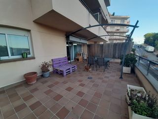 Planta baixa Carrer jaume balmes. Bajo 80 m2+terraza y jardin 180m Planta baixa Carrer jaume balmes. Bajo 80 m2+terraza y jardin 180m