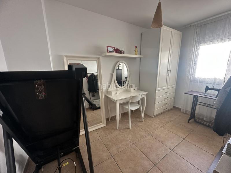 Foto 4e933db8-8348-4498-ac3a-1796c4a8bb4d. Maison jumelée avec cheminée chauffage parking dans Santa Coloma de Gramenet Foto 4e933db8-8348-4498-ac3a-1796c4a8bb4d. Maison jumelée avec cheminée chauffage parking dans Santa Coloma de Gramenet