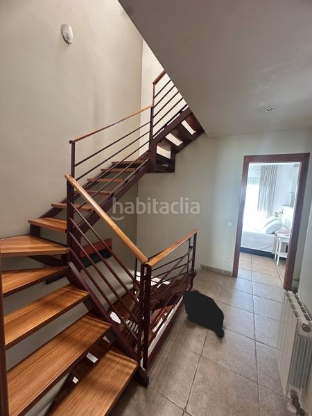 Foto 7811ee60-db9e-47cb-a41f-8f4fec0f2a1f. Maison jumelée avec cheminée chauffage parking dans Santa Coloma de Gramenet Foto 7811ee60-db9e-47cb-a41f-8f4fec0f2a1f. Maison jumelée avec cheminée chauffage parking dans Santa Coloma de Gramenet