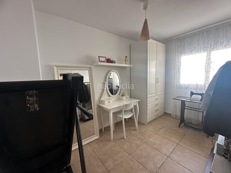 Foto be2096ab-9dbf-4d7e-8269-bd0ae00acc04. Maison jumelée avec cheminée chauffage parking dans Santa Coloma de Gramenet Foto be2096ab-9dbf-4d7e-8269-bd0ae00acc04. Maison jumelée avec cheminée chauffage parking dans Santa Coloma de Gramenet