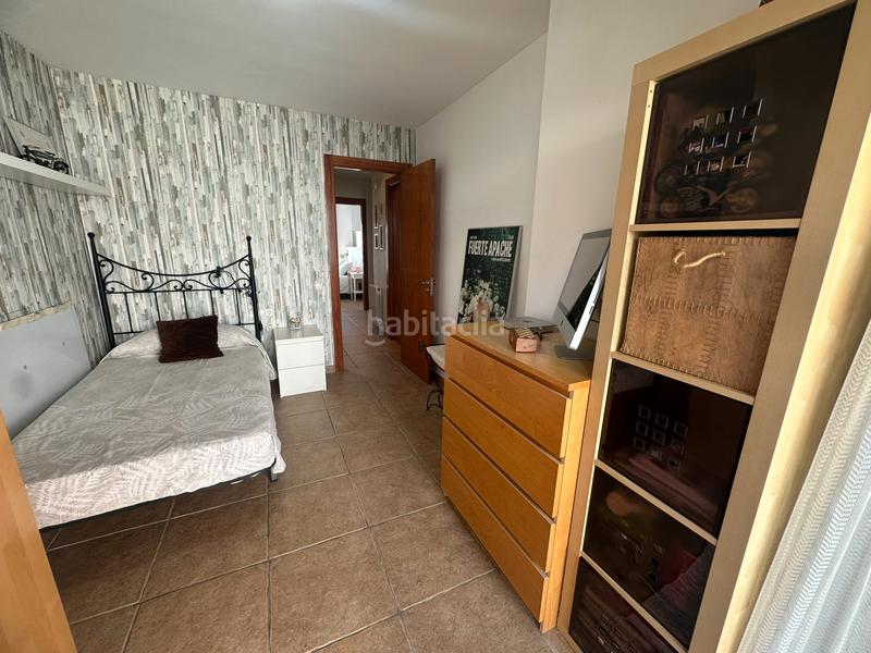 Foto cffca009-0295-480b-b8dc-1ce40a26023a. Maison jumelée avec cheminée chauffage parking dans Santa Coloma de Gramenet Foto cffca009-0295-480b-b8dc-1ce40a26023a. Maison jumelée avec cheminée chauffage parking dans Santa Coloma de Gramenet