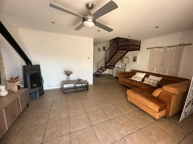 Foto f2ff0c5c-0dc3-4078-98a8-715b19bde782. Maison jumelée avec cheminée chauffage parking dans Santa Coloma de Gramenet Foto f2ff0c5c-0dc3-4078-98a8-715b19bde782. Maison jumelée avec cheminée chauffage parking dans Santa Coloma de Gramenet