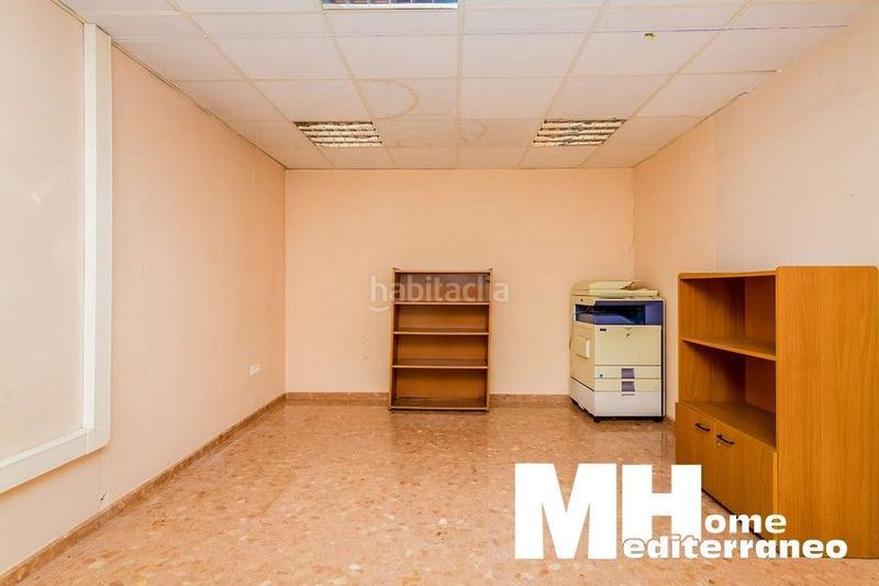 Foto b7a0136d-174e-4bd8-a2f7-32ec369ea42d. Büro in escultor fuster 8 in Piscinas Villarreal / Vila - real Foto b7a0136d-174e-4bd8-a2f7-32ec369ea42d. Büro in escultor fuster 8 in Piscinas Villarreal / Vila - real