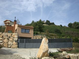 Chalet in Carrer poliol, 37. Confortable chalet con vistas Chalet in Carrer poliol, 37. Confortable chalet con vistas