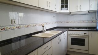 Rent Flat Carrer vallvera (de la). Molt centric bon estat i vistes Rent Flat Carrer vallvera (de la). Molt centric bon estat i vistes