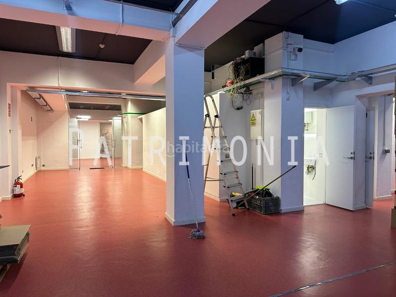 Foto 76026c71-fb3c-4d23-ae05-368ac76bc23e. Alquiler local comercial local sicilia gran fachada forma de u en Barcelona Foto 76026c71-fb3c-4d23-ae05-368ac76bc23e. Alquiler local comercial local sicilia gran fachada forma de u en Barcelona