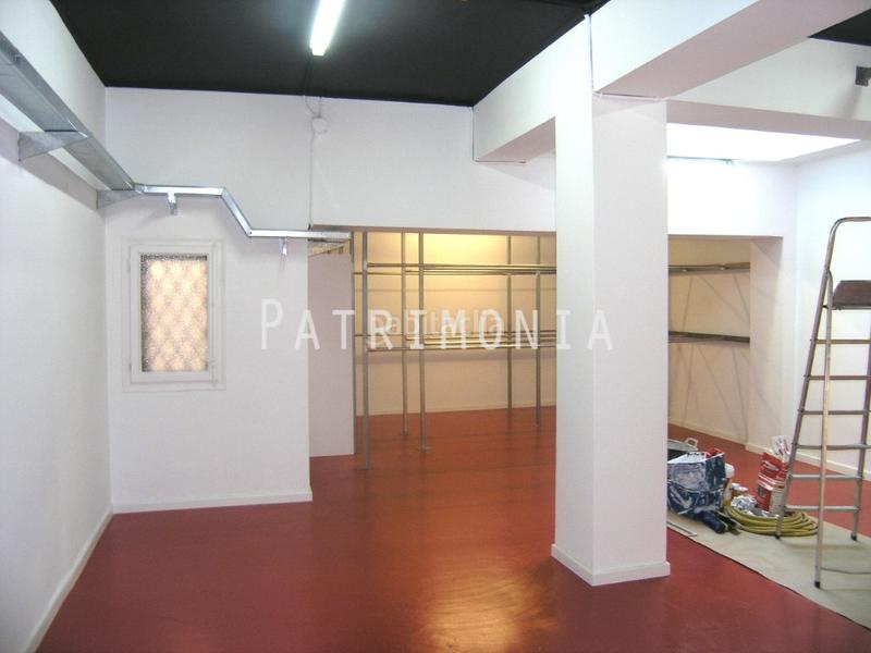 Foto beb7b07b-af9e-47f6-b3eb-d4d03f6bc34c. Alquiler local comercial local sicilia gran fachada forma de u en Barcelona Foto beb7b07b-af9e-47f6-b3eb-d4d03f6bc34c. Alquiler local comercial local sicilia gran fachada forma de u en Barcelona