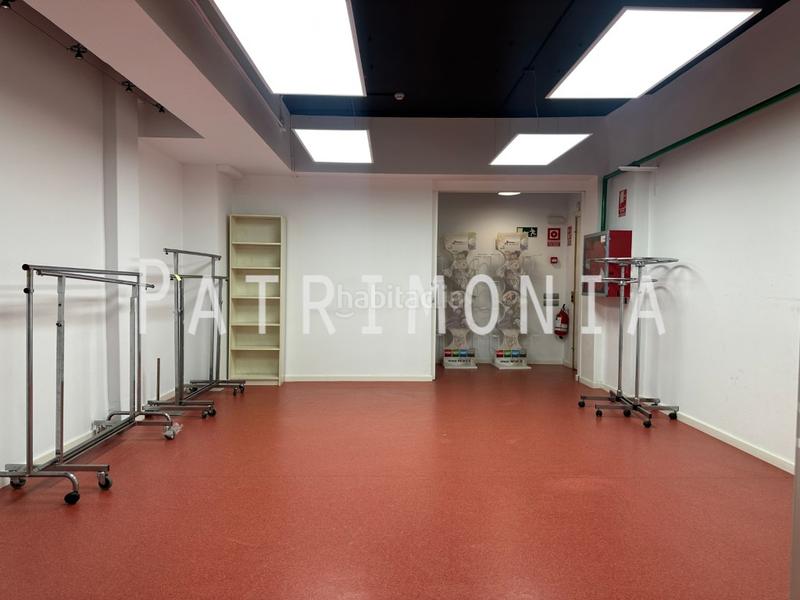 Foto e3d2cb49-b3c0-4e97-8fad-8edbe7413362. Location local commercial dans Fort Pienc Barcelona Foto e3d2cb49-b3c0-4e97-8fad-8edbe7413362. Location local commercial dans Fort Pienc Barcelona