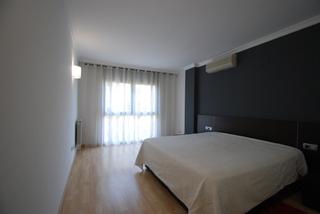 Duplex à Centre. Dúplex al centre de figueres Duplex à Centre. Dúplex al centre de figueres