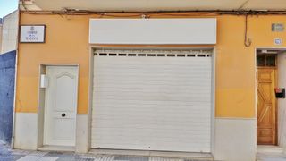 Local Comercial Calle muntanya. Local comercial o bajo vivienda Local Comercial Calle muntanya. Local comercial o bajo vivienda