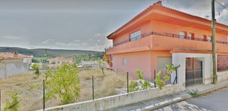 Chalet en Calle mas de solaz, 8. Chalet con parcela y piscina Chalet en Calle mas de solaz, 8. Chalet con parcela y piscina