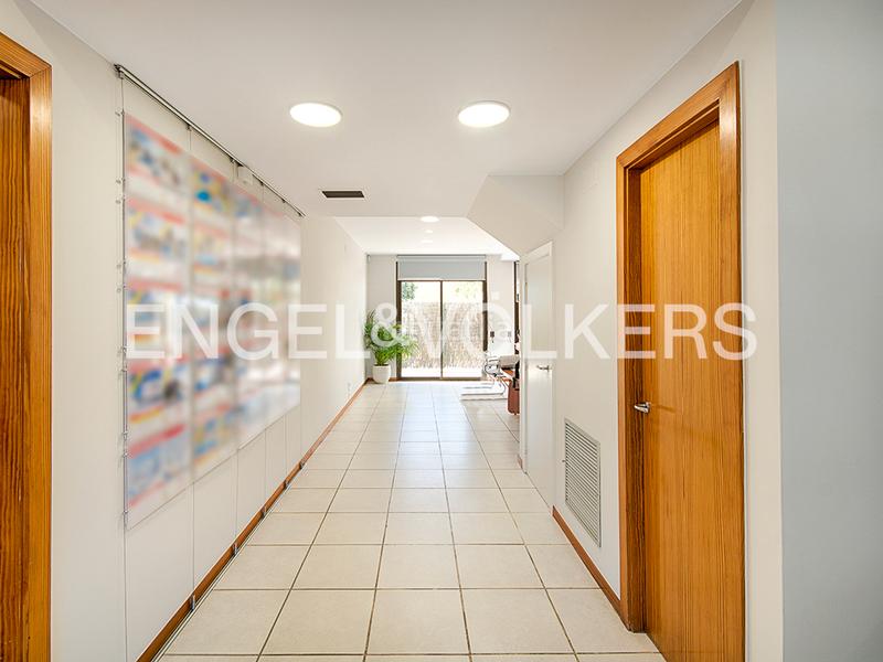 Foto 3e283f47-9728-43ea-aa86-9dc3ccfd34c3. Casa edificios residenciales y comerciales excepcionales en Empuriabrava Foto 3e283f47-9728-43ea-aa86-9dc3ccfd34c3. Casa edificios residenciales y comerciales excepcionales en Empuriabrava