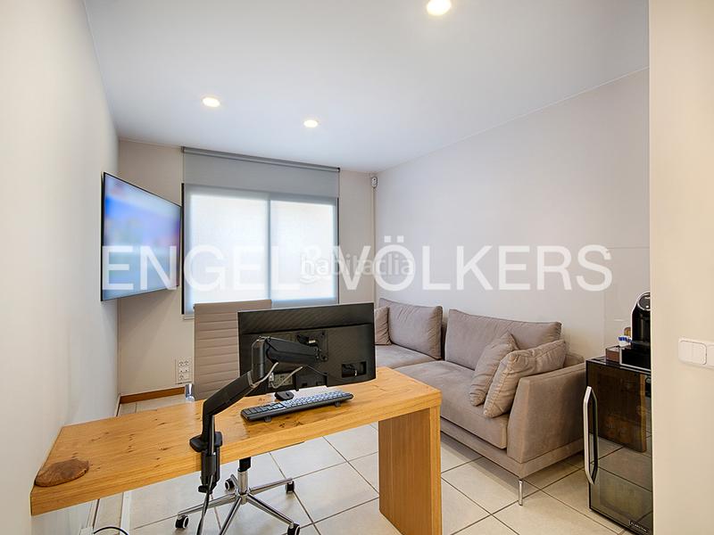 Foto 4f041f4f-ad86-46de-86d9-ecc17d26e352. Casa edificios residenciales y comerciales excepcionales en Empuriabrava Foto 4f041f4f-ad86-46de-86d9-ecc17d26e352. Casa edificios residenciales y comerciales excepcionales en Empuriabrava