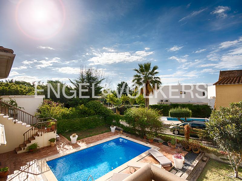 Foto 69de4c71-3579-4f21-9ccc-42f6842f292a. Casa edificios residenciales y comerciales excepcionales en Empuriabrava Foto 69de4c71-3579-4f21-9ccc-42f6842f292a. Casa edificios residenciales y comerciales excepcionales en Empuriabrava