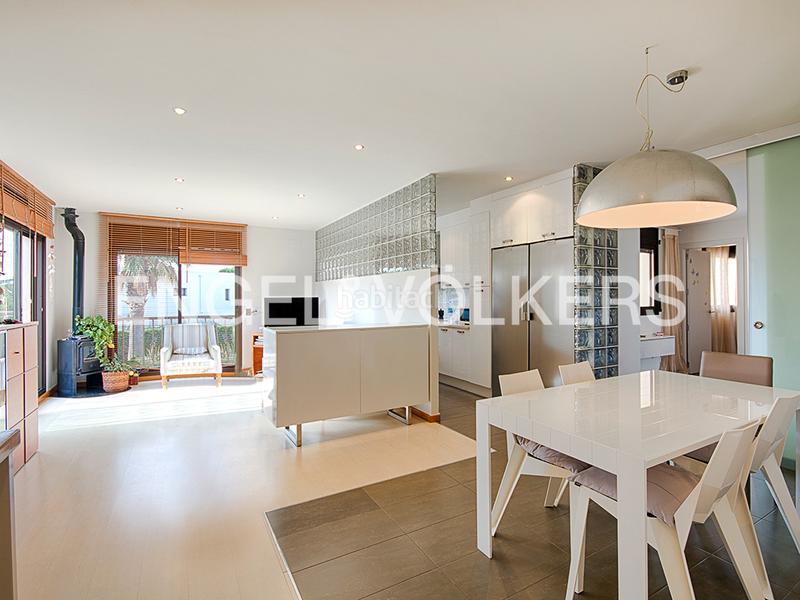 Foto 89b374b7-5497-4b66-bf6a-29d05677a3af. Casa edificios residenciales y comerciales excepcionales en Empuriabrava Foto 89b374b7-5497-4b66-bf6a-29d05677a3af. Casa edificios residenciales y comerciales excepcionales en Empuriabrava