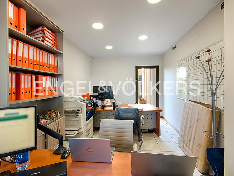 Foto 990037cc-b579-41a7-817a-5532f62eee5e. Casa edificios residenciales y comerciales excepcionales en Empuriabrava Foto 990037cc-b579-41a7-817a-5532f62eee5e. Casa edificios residenciales y comerciales excepcionales en Empuriabrava