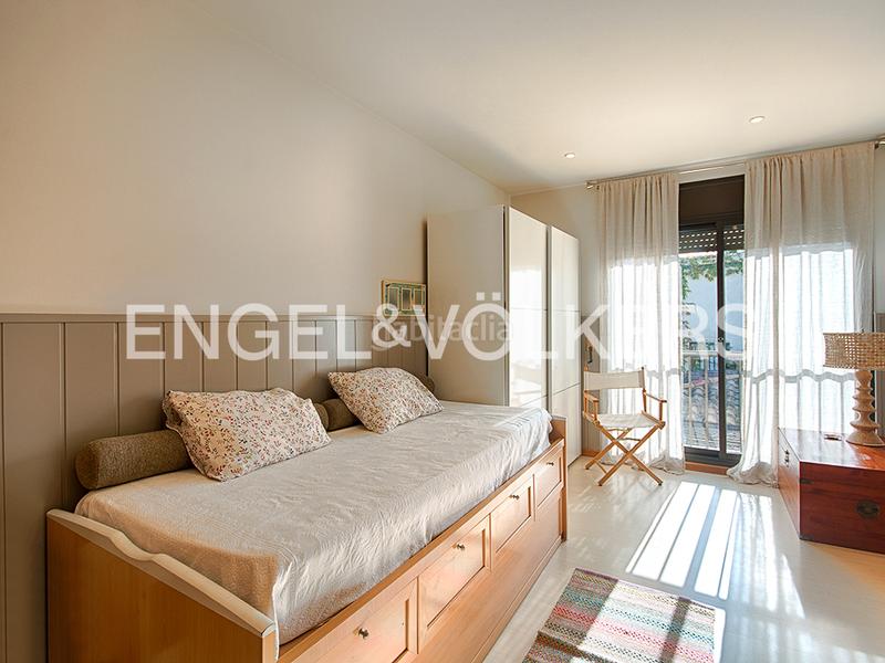 Foto b78f3b12-57a1-40a8-8968-e504d0ba236e. Casa edificios residenciales y comerciales excepcionales en Empuriabrava Foto b78f3b12-57a1-40a8-8968-e504d0ba236e. Casa edificios residenciales y comerciales excepcionales en Empuriabrava