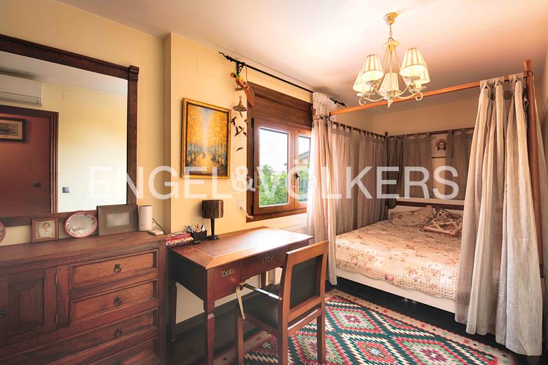 Foto 2b96fb00-9782-42a7-ad50-b57fac4a7bf0. Chalet tu oasis de tranquilidad en Carmençó Empuriabrava Foto 2b96fb00-9782-42a7-ad50-b57fac4a7bf0. Chalet tu oasis de tranquilidad en Carmençó Empuriabrava