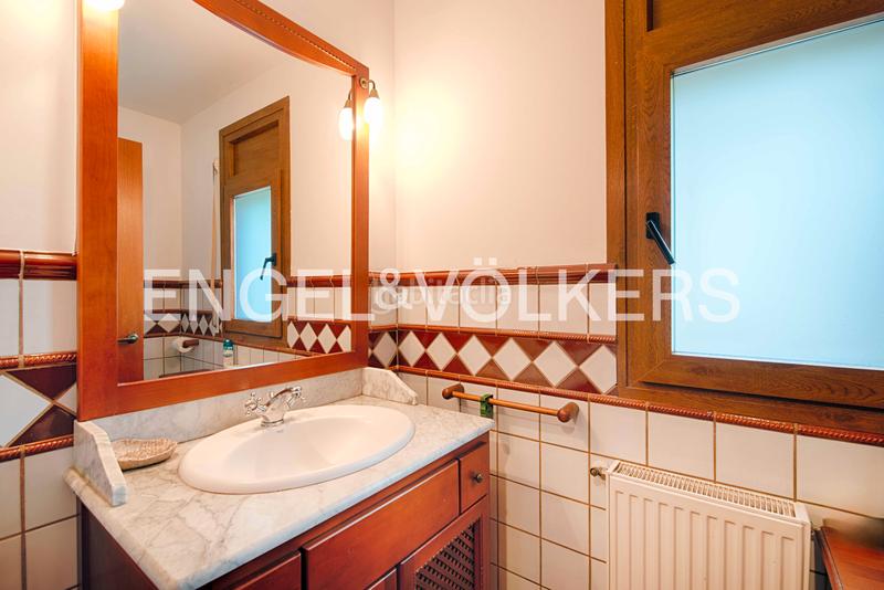 Foto 97b738d3-ba5b-40e0-ac7a-73e34c5d9ea0. Chalet tu oasis de tranquilidad en Carmençó Empuriabrava Foto 97b738d3-ba5b-40e0-ac7a-73e34c5d9ea0. Chalet tu oasis de tranquilidad en Carmençó Empuriabrava