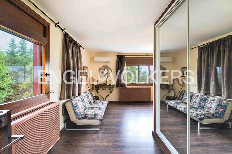 Foto f1858f0c-d157-4d24-8a52-62d0f639852f. Chalet tu oasis de tranquilidad en Carmençó Empuriabrava Foto f1858f0c-d157-4d24-8a52-62d0f639852f. Chalet tu oasis de tranquilidad en Carmençó Empuriabrava