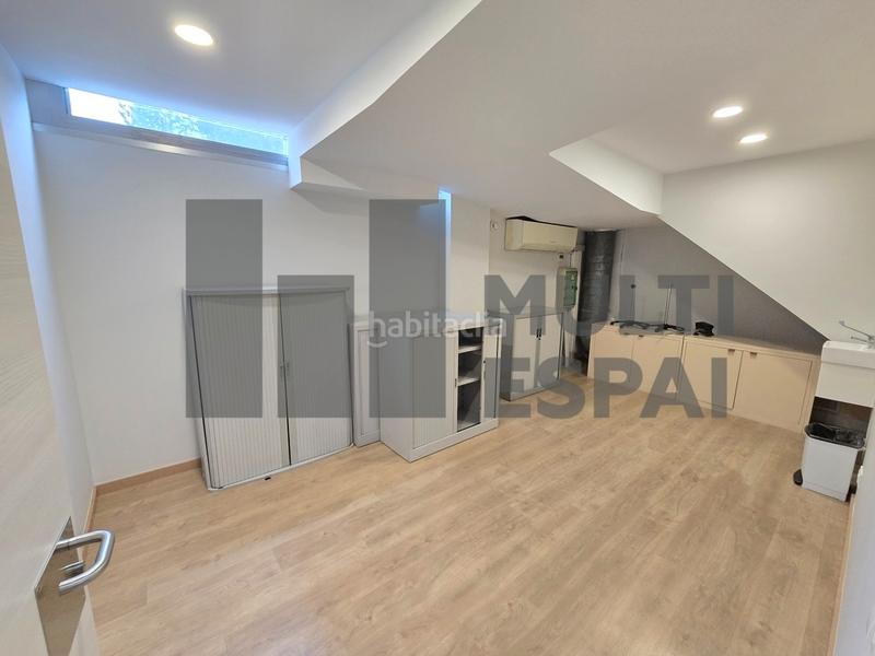Foto 43b94b3c-71a2-4b08-8a84-390450f48c52. Alquiler local comercial en Barri de les Corts Barcelona Foto 43b94b3c-71a2-4b08-8a84-390450f48c52. Alquiler local comercial en Barri de les Corts Barcelona