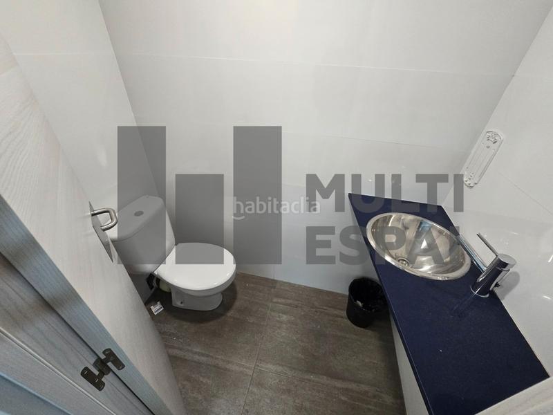 Foto 7b6c9868-5a6d-4a56-bdb3-37f9587b51de. Alquiler local comercial en Barri de les Corts Barcelona Foto 7b6c9868-5a6d-4a56-bdb3-37f9587b51de. Alquiler local comercial en Barri de les Corts Barcelona