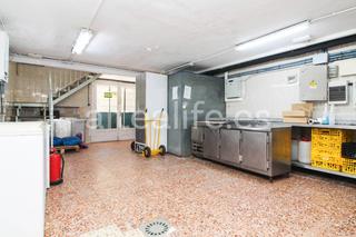 Locale commerciale Avinguda d'europa. Local comercial de 300 m2 en la zona del albir Locale commerciale Avinguda d'europa. Local comercial de 300 m2 en la zona del albir