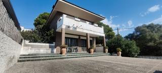 Chalet à Bellamar. Dos viviendas en un chalet Chalet à Bellamar. Dos viviendas en un chalet