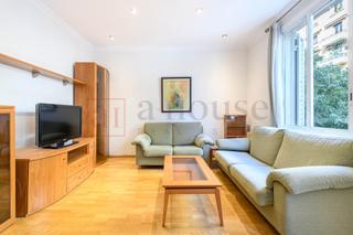 Etagenwohnung in Sagrada Família. Piso para entrar a vivir en el barrio de la dreta de leixample Etagenwohnung in Sagrada Família. Piso para entrar a vivir en el barrio de la dreta de leixample
